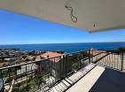 Μοντέρνο παραθαλάσσιο διαμέρισμα 65 μ2 στη Ντόμπρα Βόντα με θέα στη θάλασσα και χώρο στάθμευσης