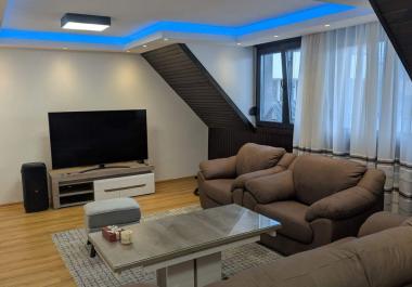 Нови двоспратни двособни стан од 69 м2 у центру Жабљака