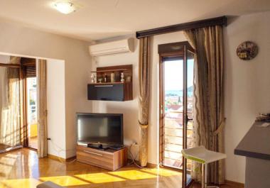 Apartma z 3 bedrooms v Budva s pogledom na morje zraven Kuzhina restavracija