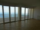 Appartement de 143m2 avec 3 chambres à coucher dans Seoca avec superbe vue panoramique sur la mer