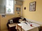 Un appartement confortable dans le coeur de Petrovac, deuxième ligne