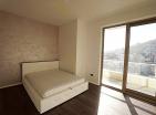 Deux chambres à coucher à plat avec une vue panoramique de Budva, à 250 m trop la mer