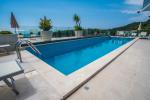 Top villa con piscina en Budva, con las mejores vistas al mar