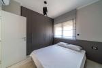 Διαμέρισμα με τρία υπνοδωμάτια στο σπίτι με πισίνα, Donja Lastva
