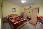 Πολύ καλό διαμέρισμα 3 δωμάτια στο Tivat, λίγα βήματα από τη θάλασσα