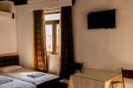 Mini hotel para 12 apartamentos en la primera línea en Tivat