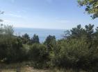 Επίπεδη γη πάνω από την Μπούντβα με θέα στη θάλασσα, θέα στην πόλη Sveti Stefan