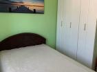 Διαμέρισμα με ξεχωριστό υπνοδωμάτιο και θέα στη θάλασσα στην πόλη: Petrovac