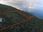 Продато : Земљиште за улагање у Красхицхи за изградњу 19 вила на првој линији мора