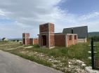 Vendu : Terrain avec 2 maisons à bâtir à Pitomino