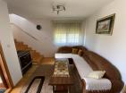 Vyprodáno : Teplý cihlový slunný dům v Zablyaku s panoramatickým výhledem do údolí