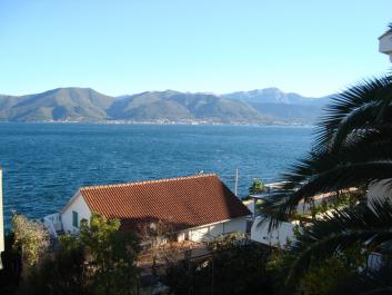 Nový dům v Krashichi 30m od moře s panoramatickým výhledem